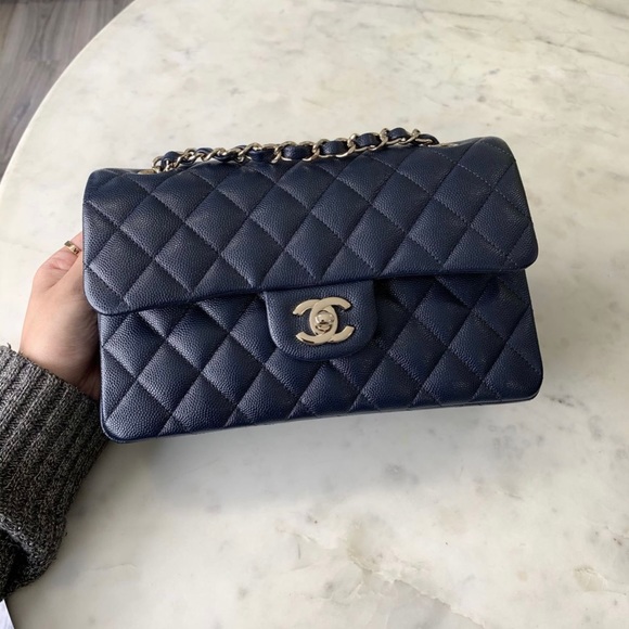 Chanel Small Classic Flap Caviar Navy Blue - Picture 1 of 9